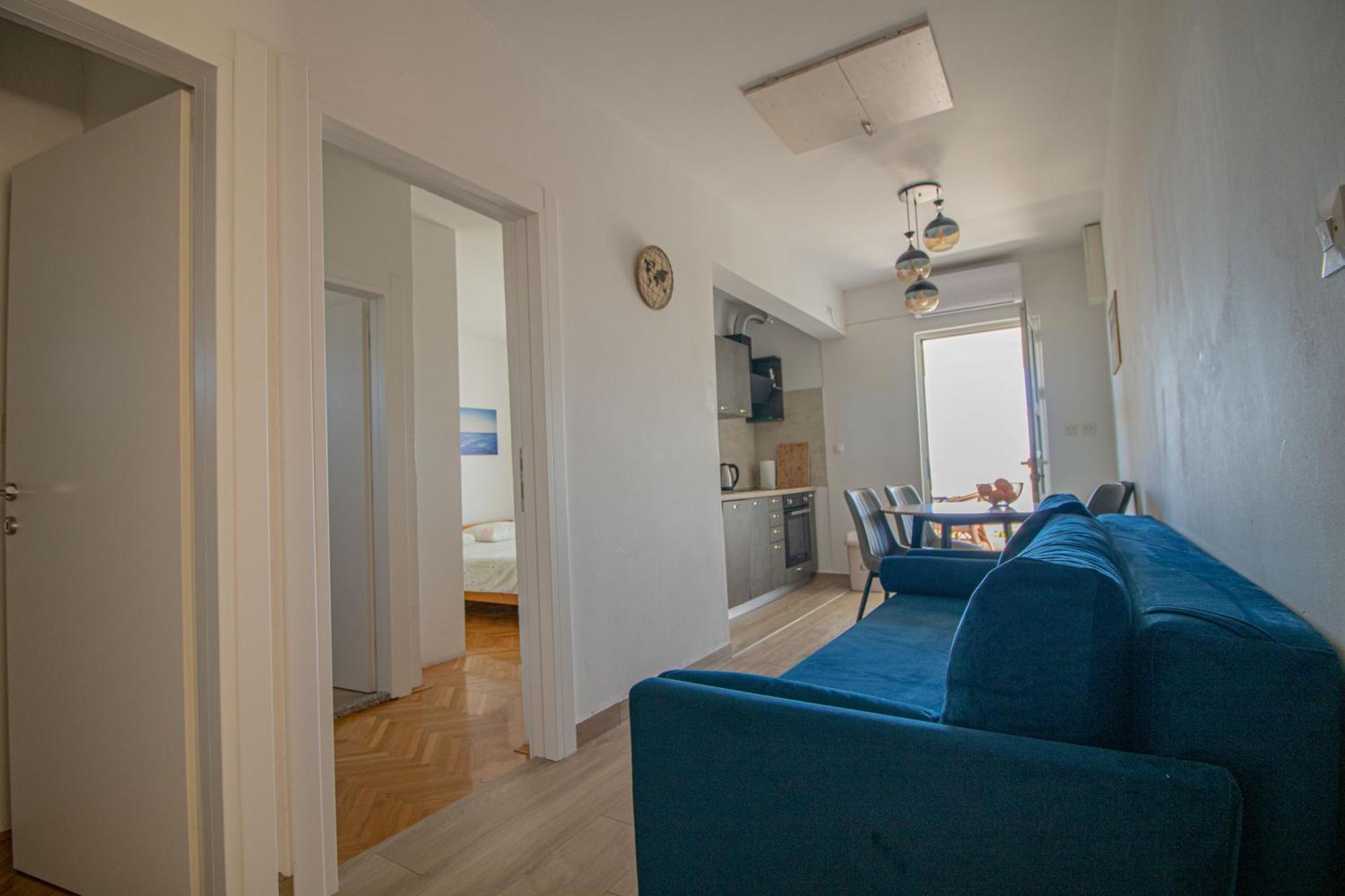 Apartments Petar Maksan Pakostane Exterior photo