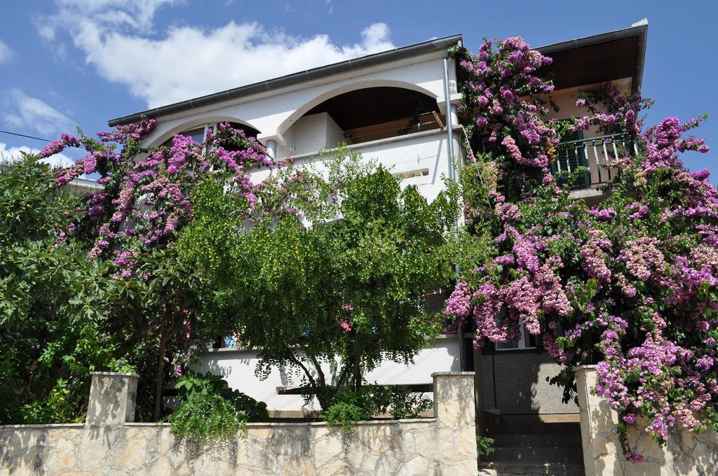 Apartments Petar Maksan Pakostane Room photo